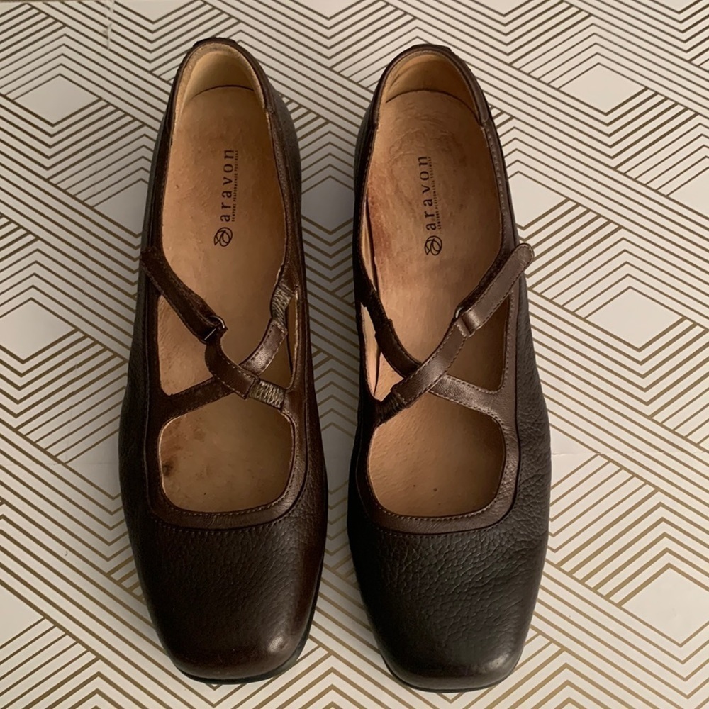 Aravon Brown Leather  Shoes Size 10B